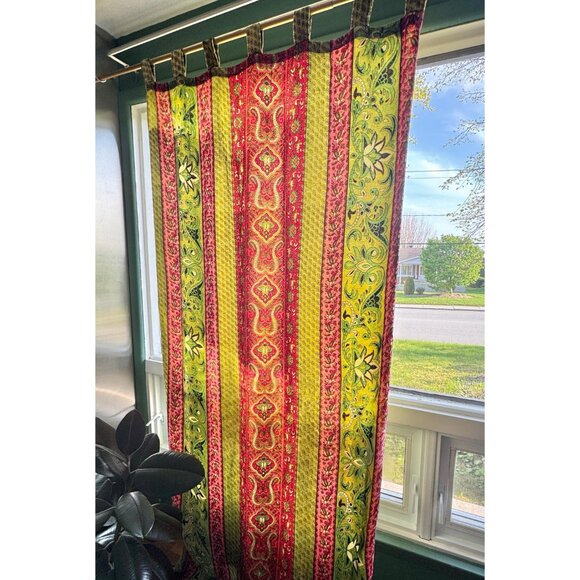 Vintage 90s curtain, pink, green, fuchsia, bold pattern, crushed velvet panel - Picture 3 of 10